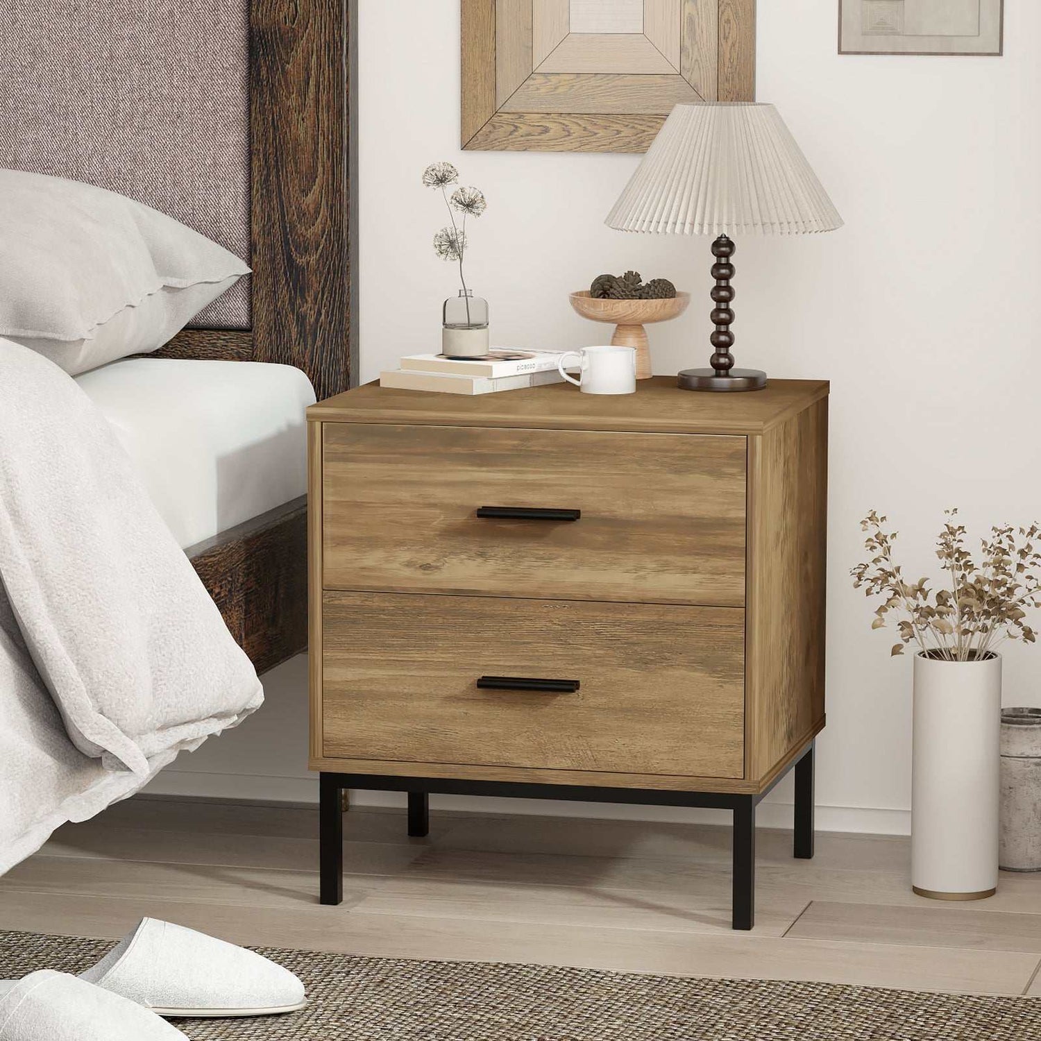 MerryLuk Bronx Chest of 5 Drawers Dresser and Nightstand Set