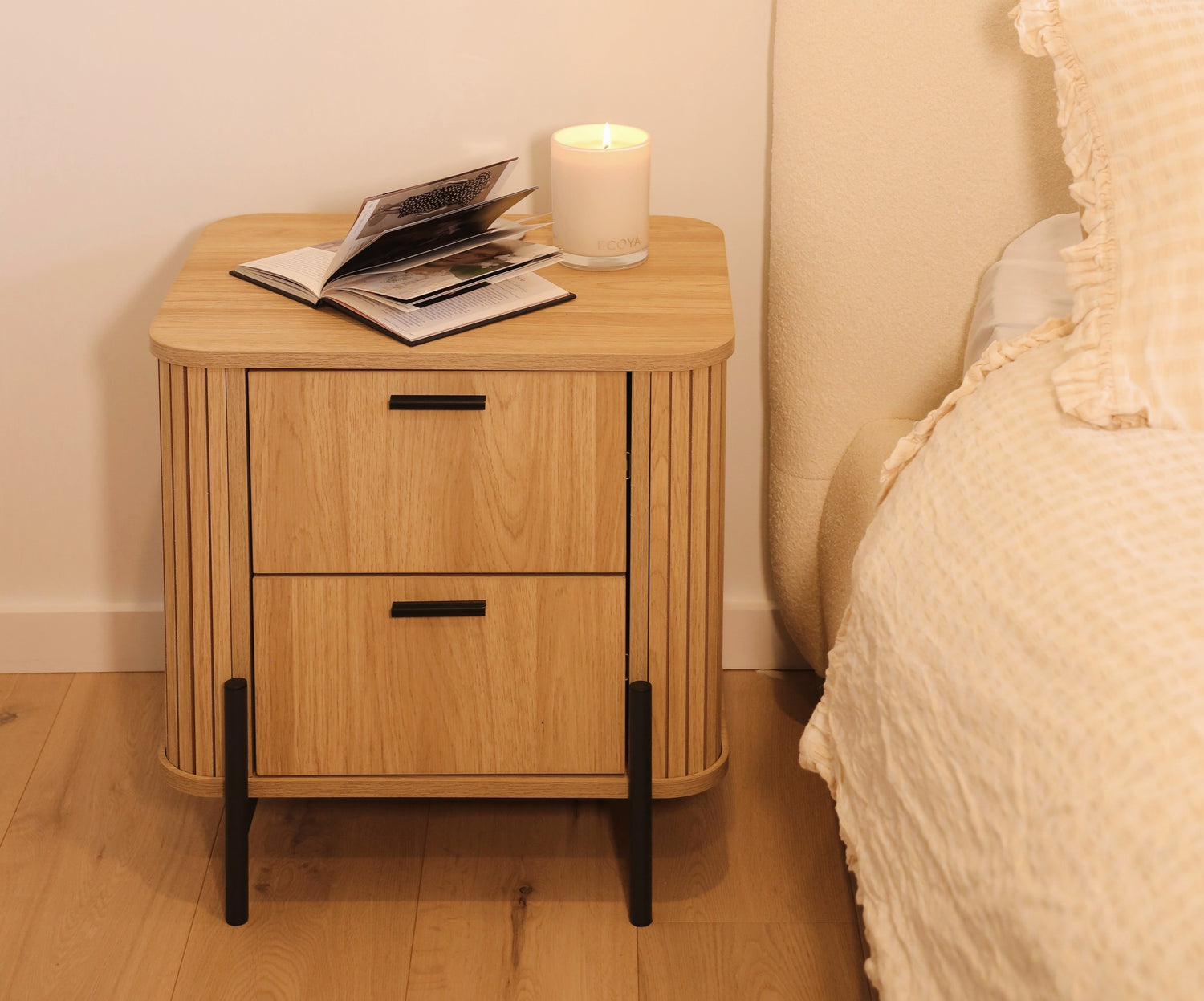 Ayla Fluted Bedroom Set – 6-Drawer Dresser & 2 Bedside Tables