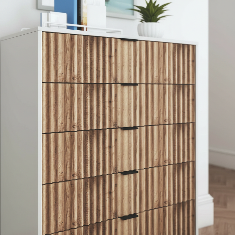 Detailed close-up of textured oak wood grain